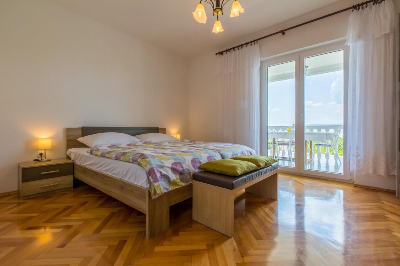 Amila Appartement Crikvenica Buitenkant foto