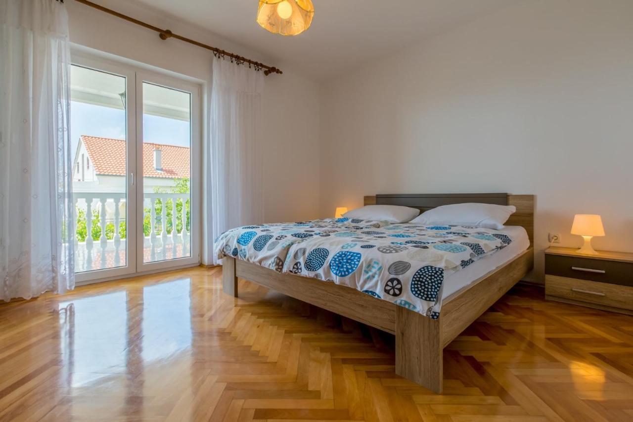 Amila Appartement Crikvenica Buitenkant foto