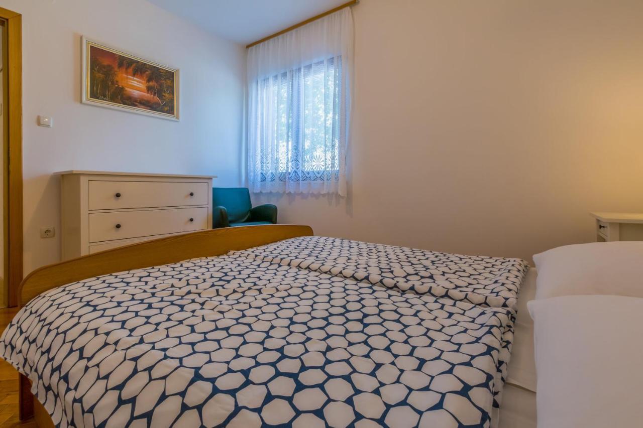Amila Appartement Crikvenica Buitenkant foto