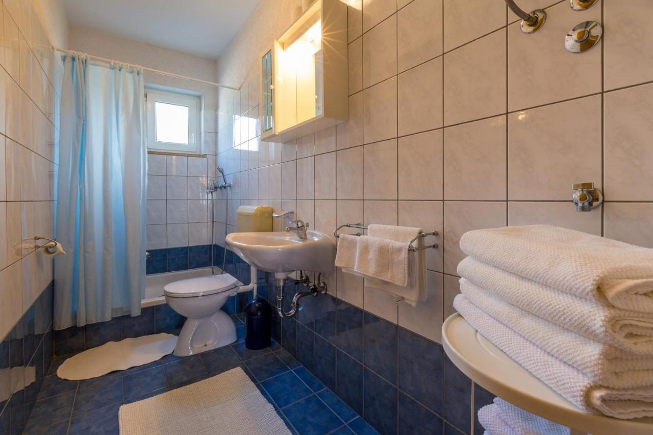 Amila Appartement Crikvenica Buitenkant foto