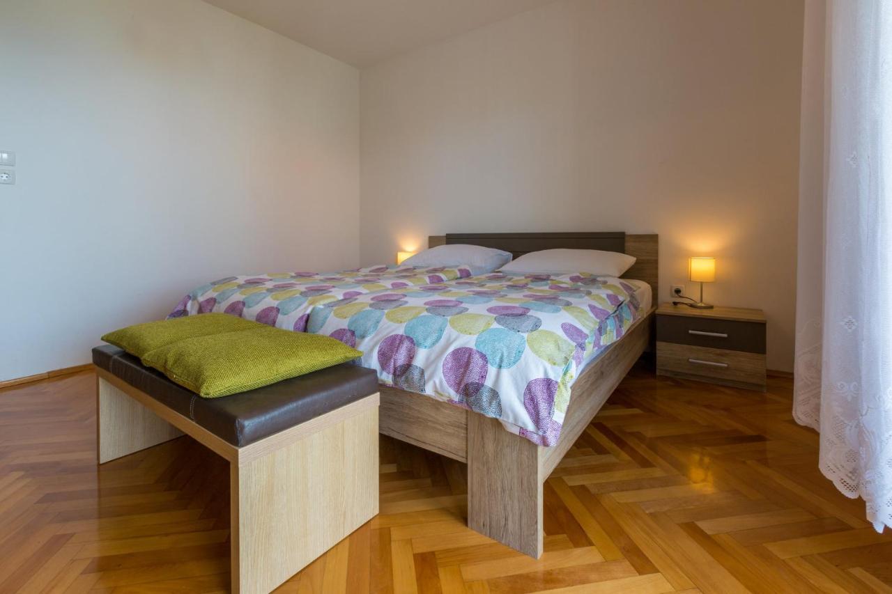 Amila Appartement Crikvenica Buitenkant foto